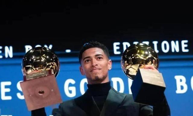 开云官网-【早报】眼看他楼塌了！热刺神奇不再5轮1分！