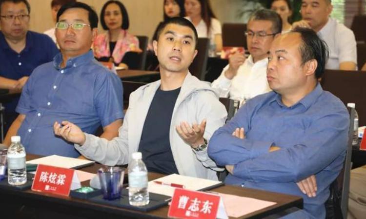 开云官网-卷走53亿！又一大佬带全家跑路，欠中国银行20亿，投资者血本无归