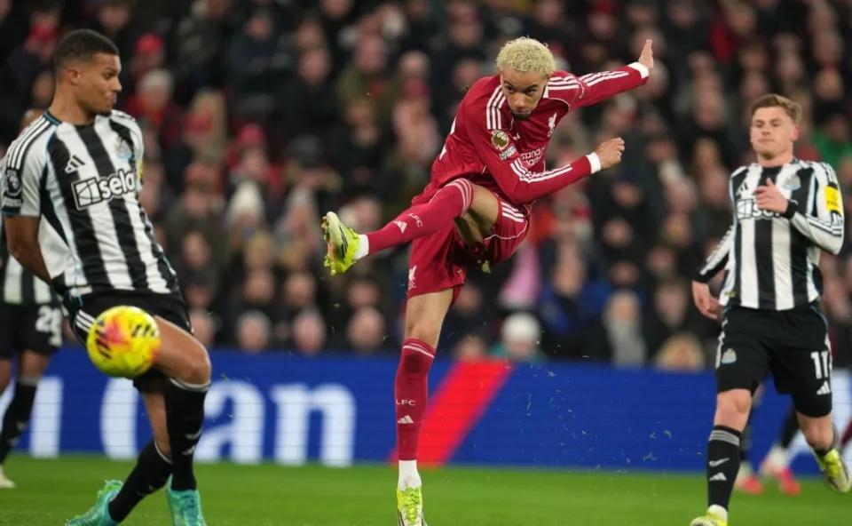 kaiyun-23岁的他成斯洛特走向复兴的保障：射术精湛能力全面，姆巴佩点赞